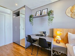 Art Studio by VLV Stays