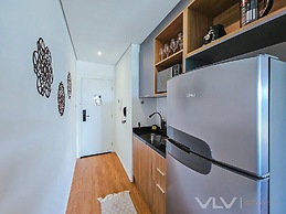 Art Studio by VLV Stays