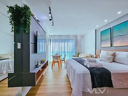 Art Studio by VLV Stays