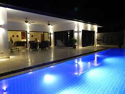Secluded Villa With Private Pool and Breathtaking Sea Views