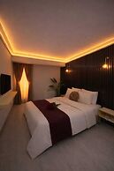 ZEBRA OTEL BUCA