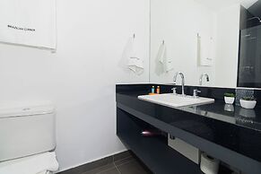 Duplex com piscina e academia