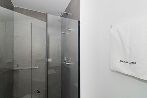 Duplex com piscina e academia