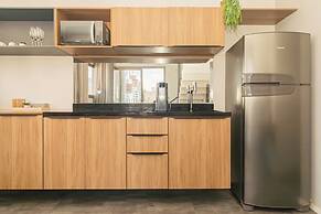 Duplex com piscina e academia
