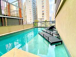 Duplex com piscina e academia