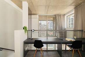 Duplex com piscina e academia