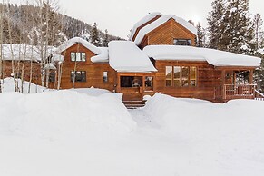82 Lenawee Lane