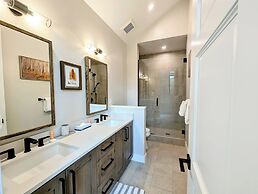 Alcove 76