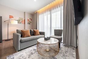 The Rich Grand Residence Sukhumvit