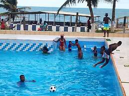 LLOYDS BEACH RESORT and SPA