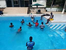 LLOYDS BEACH RESORT and SPA