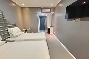 B Hotels Angeles City