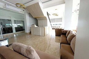 B Hotels Angeles City