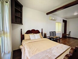 Cheshire Village - Beach Resort