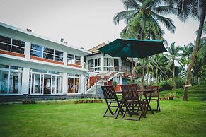 Cheshire Village - Beach Resort
