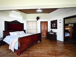 Cheshire Village - Beach Resort