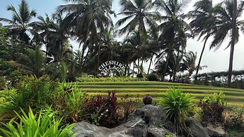 Cheshire Village - Beach Resort