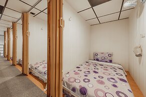 Sun Moon Lake Jinlongshan BnB