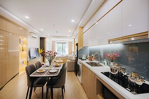Wisteria Luxury Apartment