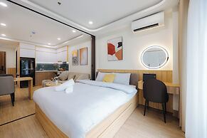 Wisteria Luxury Apartment