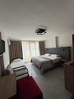 D Premium Hotel