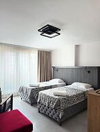 D Premium Hotel