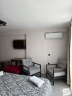 D Premium Hotel