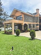 Lux Suites Lakeview Mansion Nakuru