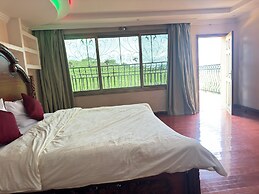 Lux Suites Lakeview Mansion Nakuru