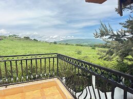 Lux Suites Lakeview Mansion Nakuru
