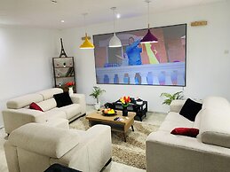 The Penthouse Essentials