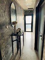 The Penthouse Essentials