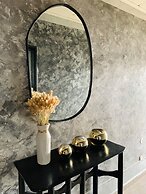 The Penthouse Essentials