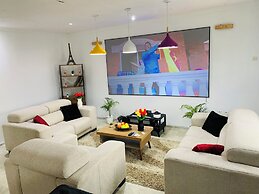 The Penthouse Essentials