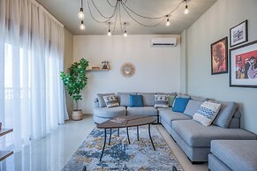 Vinyl 3-Bedroom Apartment in Zouk Mikael