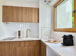 1607 Brancion