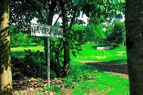 Lee Njiru Resort