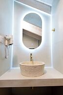 ZEN BLU Boutique & Suites