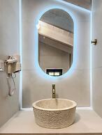 ZEN BLU Boutique & Suites