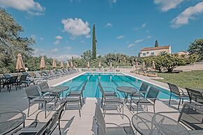 Pelithea Aparthotel