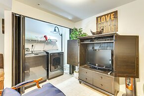 8 Mi to Dtwn Silver Spring: Convenient Condo