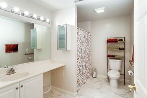 8 Mi to Dtwn Silver Spring: Convenient Condo