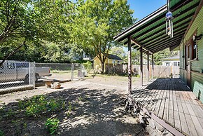 2 Mi to Downtown Spokane: Nurse-ready Rental