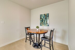 2 Mi to Dtwn Dining! Pet-friendly Temple Townhome