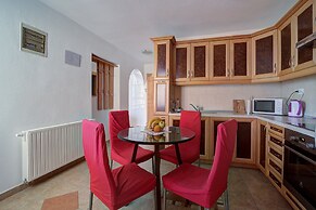 Seabreeze Apartments With Jacuzzi