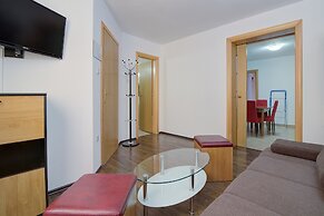 Seabreeze Apartments With Jacuzzi