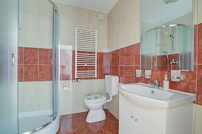 Seabreeze Apartments With Jacuzzi