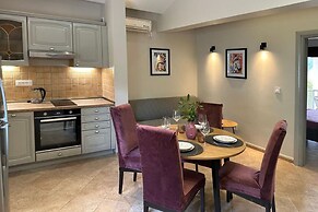 Villa Risan Apartments