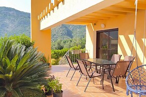 Villa Risan Apartments