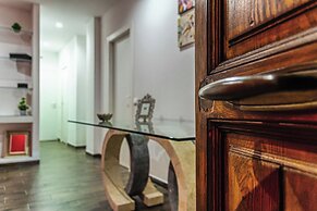 TRIBUNALE BASEMENT APARTMENT